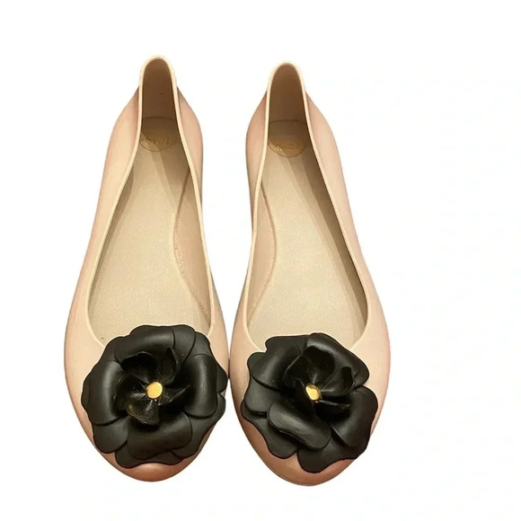 mel Dreamed by melissa Women's Pop Heart Ballet Flat - Picture 5 of 7